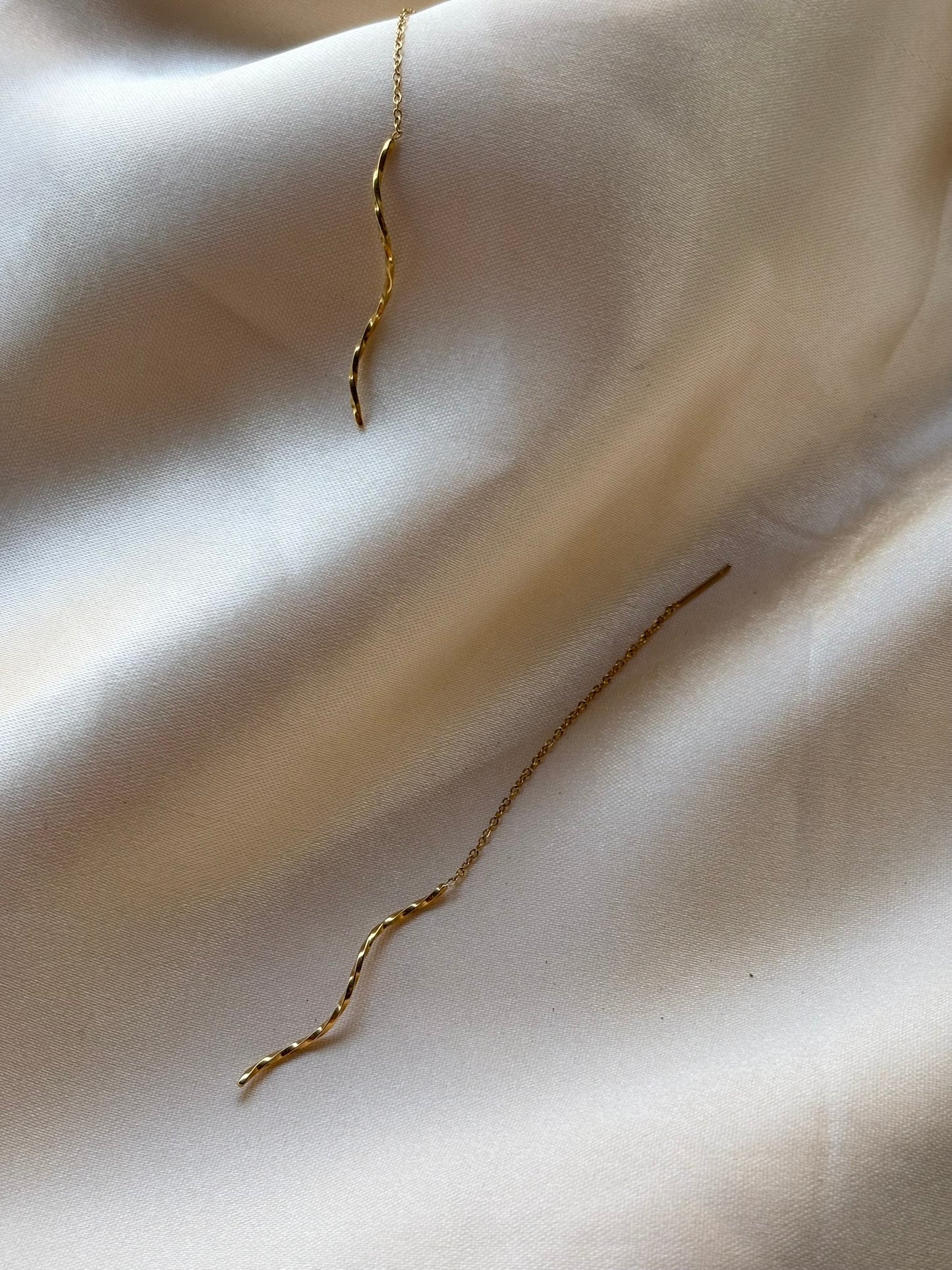 18k Gold Plated Wiggle Chain Earrings - Sieno